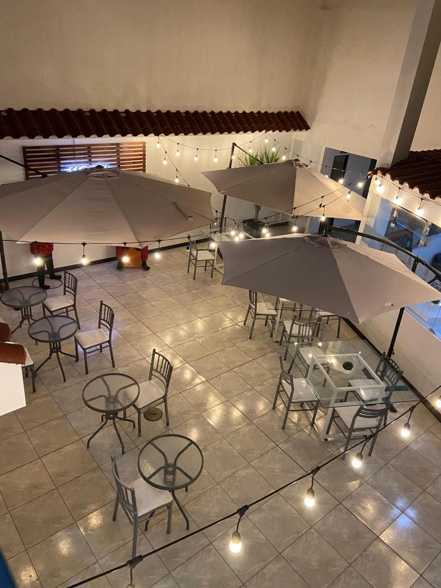 Venture Hotel